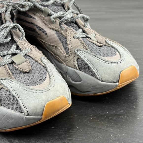 Yeezy 700 V2 Geode Men 6 main image 14